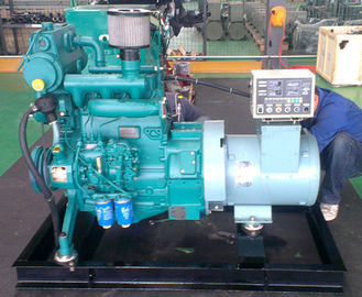 A água diesel marinha do gerador do bote 10kva refrigerou o distribuidor de exaustão 8kw molhado